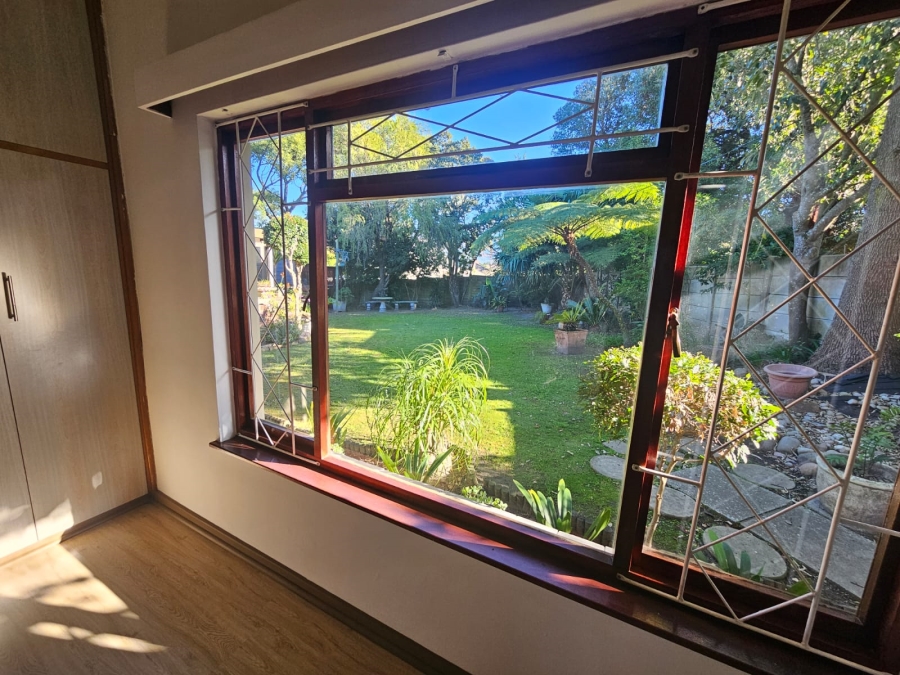 3 Bedroom Property for Sale in Dormehls Drift Western Cape